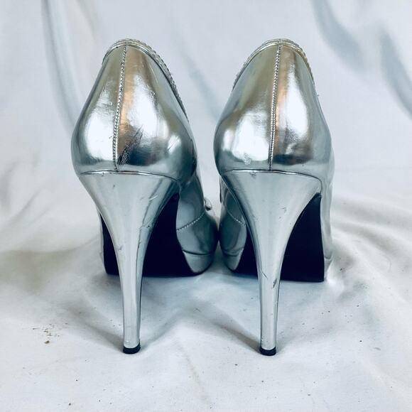 Colin Stuart Silver Peep Toe Pumps - Picture 4 of 10